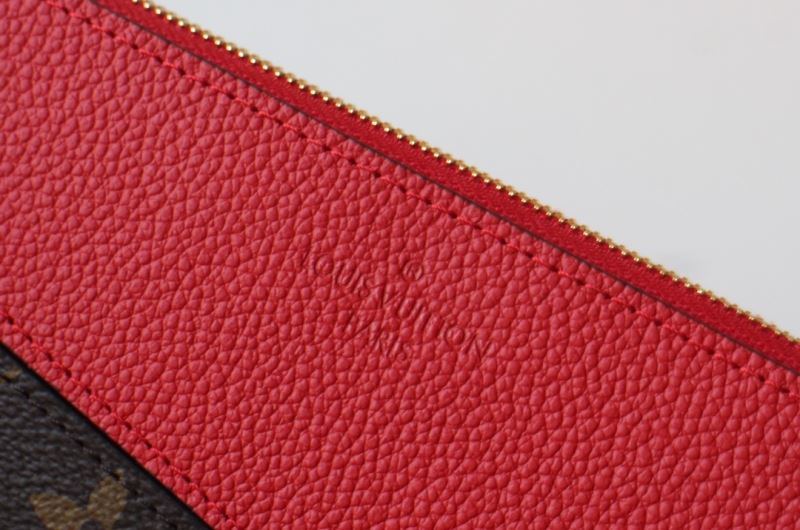 Louis Vuitton Clutch Bags